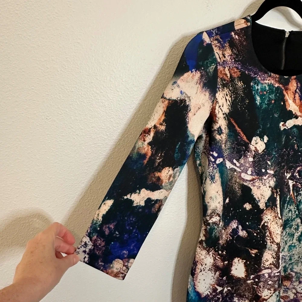 Hunter Bell New York Scuba Sheath Dress Size M Multicolor Abstract‎ Print